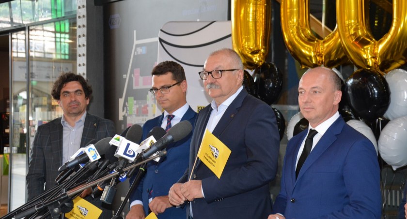 Priorytetem Zarządu Województwa Dolnośląskiego jest rozwój transportu kolejowego i walka z wykluczeniem komunikacyjnym w regionie