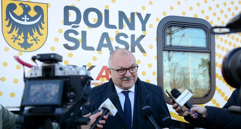 fot. Z myślą o Dolnoślązakach rozwijamy kolej w całym regionie. Walka z wykluczeniem komunikacyjnym to był zawsze nasz priorytet – marszałek Cezary Przybylski