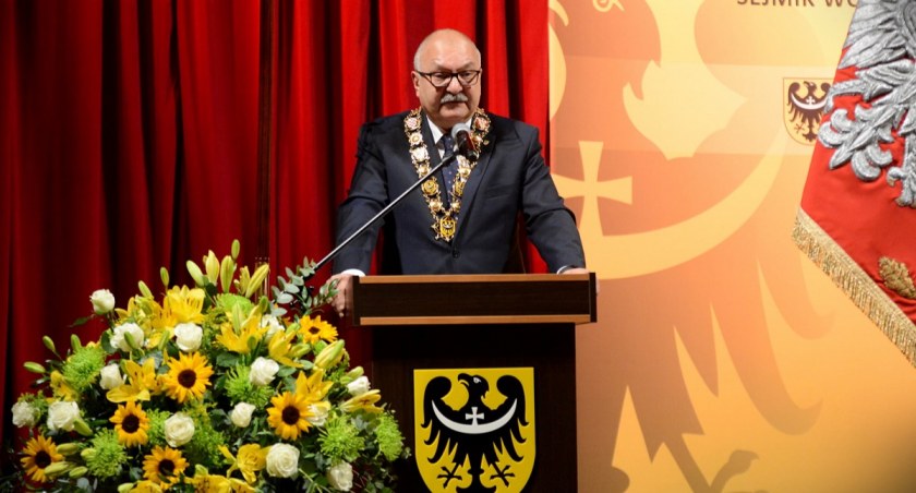 fot. Z okazji Święta Województwa składam wszystkim Dolnoślązakom najserdeczniejsze życzenia wszelkiej pomyślności i wielu sukcesów w nadchodzącej przyszłości – Cezary Przybylski, Marszałek Województwa Dolnośląskiego.