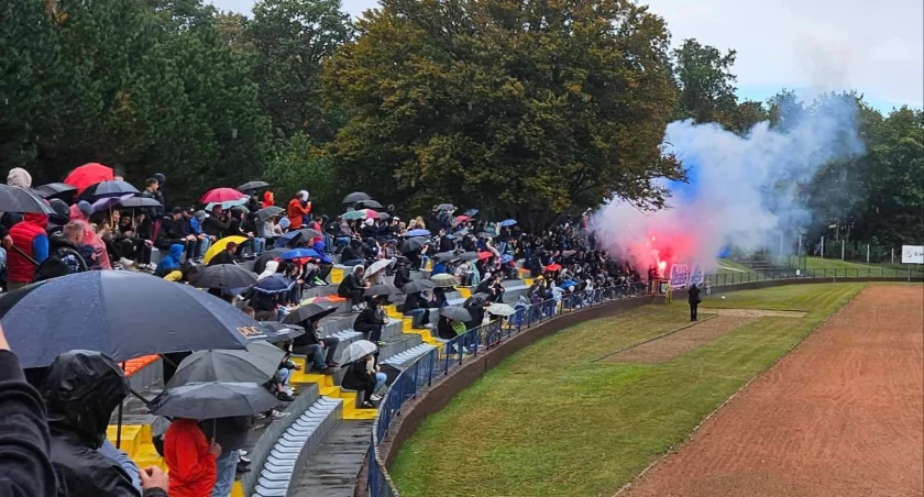 Pełne trybuny w derbach Rokita Brzeg Dolny - MKP Wołów