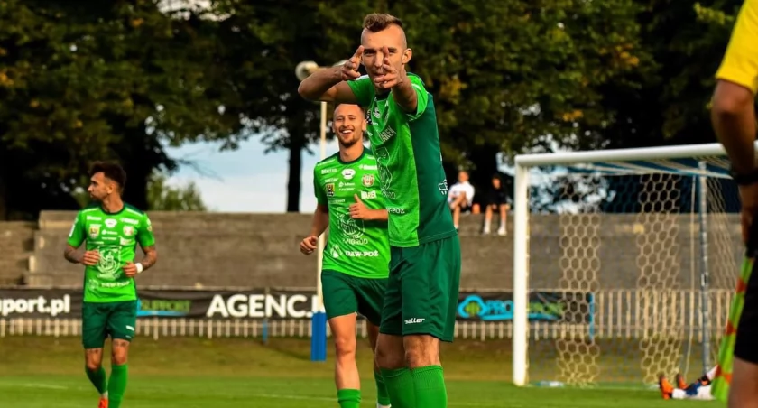 Kacper Głowieńkowski jeszcze w barwach III-ligowego Piasta Żmigród