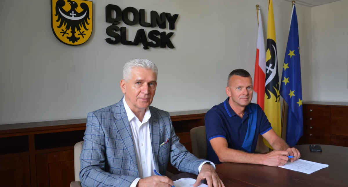 Piłka nożna, Koleje Dolnośląskie zostają piłkarską Ligą kolejny sezon! - zdjęcie, fotografia