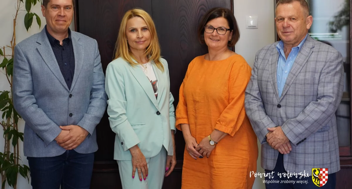 Zdrowie, Starostwo promuje mammografię powiecie umiera ponad setka chorych - zdjęcie, fotografia