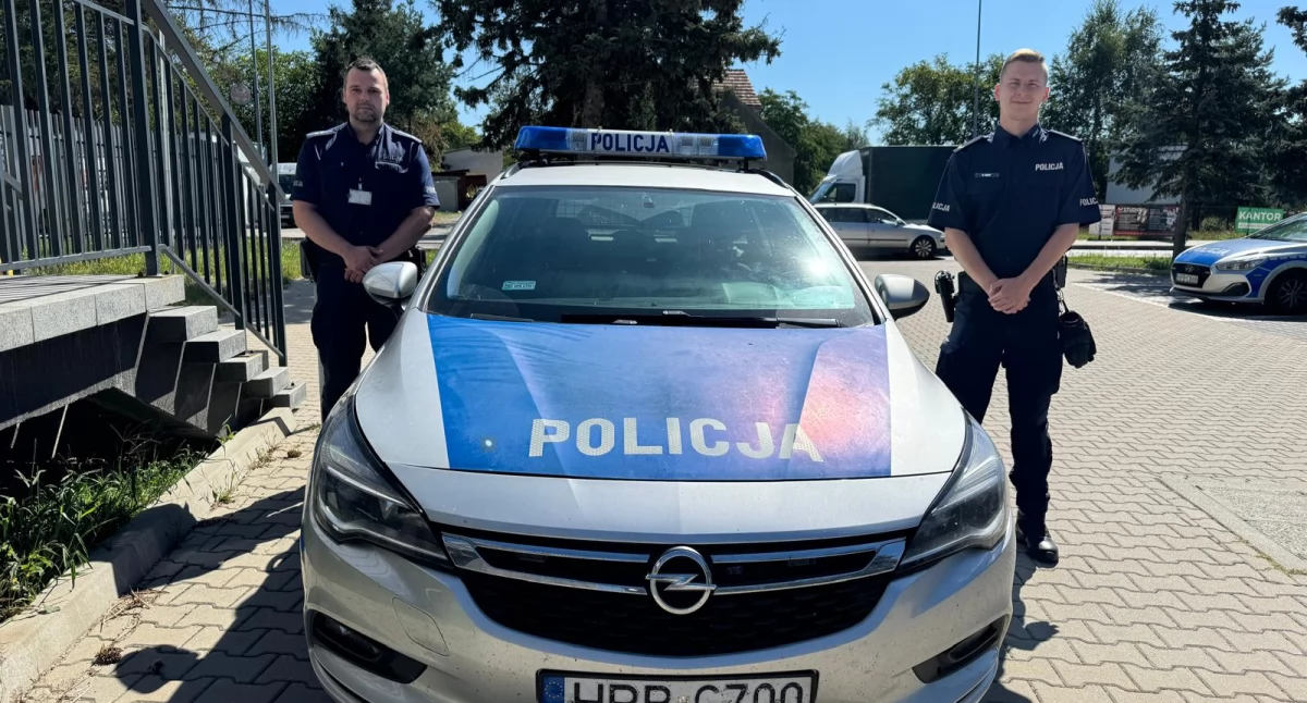Bezpieczeństwo, Dzięki szybkiej reakcji policji udało uratować życie mężczyzny - zdjęcie, fotografia