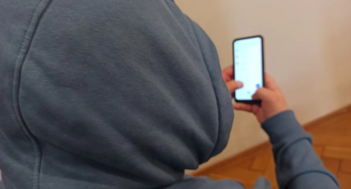 Bezpieczeństwo, sprawdziła faktycznie napisał straciła pieniądze - zdjęcie, fotografia
