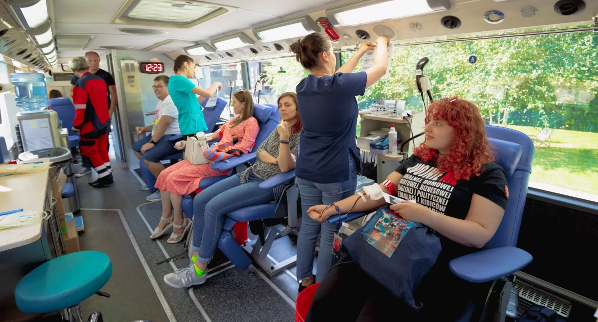 Zdrowie, Wrocław wzywa pomocy potrzebna krew! - zdjęcie, fotografia