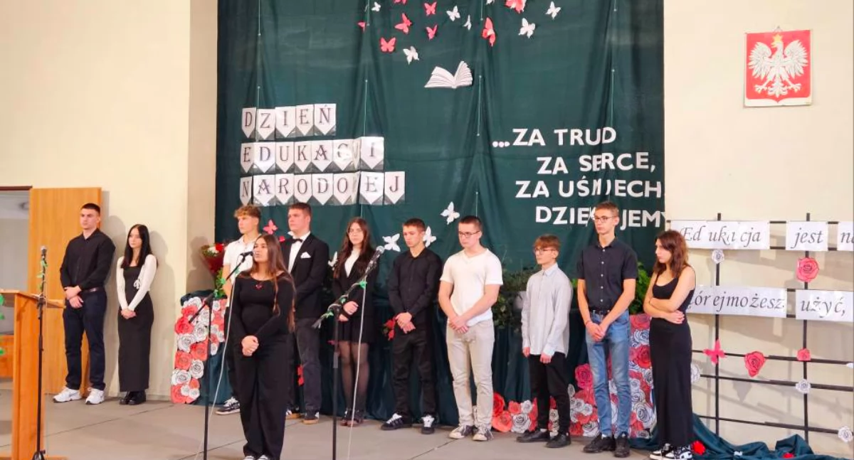 Edukacja i szkoły, Kościuszkowcy uroczyście świętowali Dzień Edukacji Narodowej - zdjęcie, fotografia