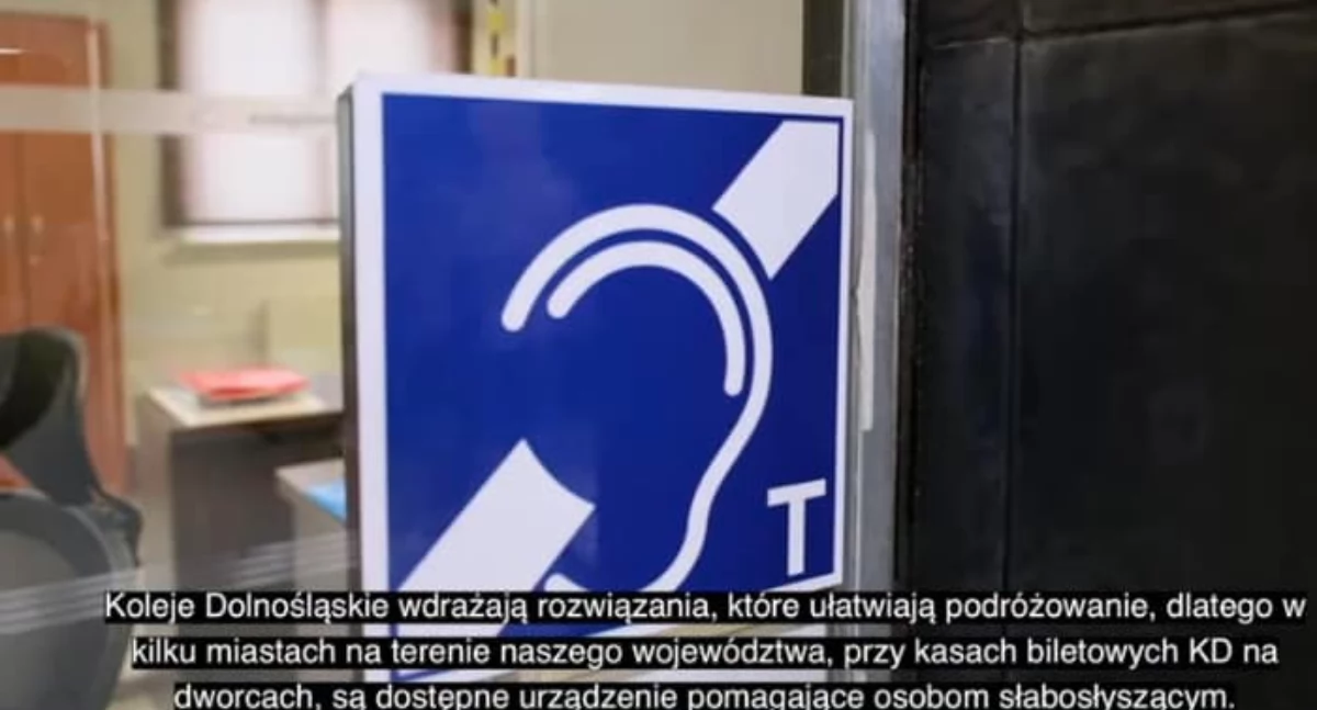 Komunikacja publiczna, Pętla indukcyjna dworcu wsparcie osób niedosłyszących - zdjęcie, fotografia