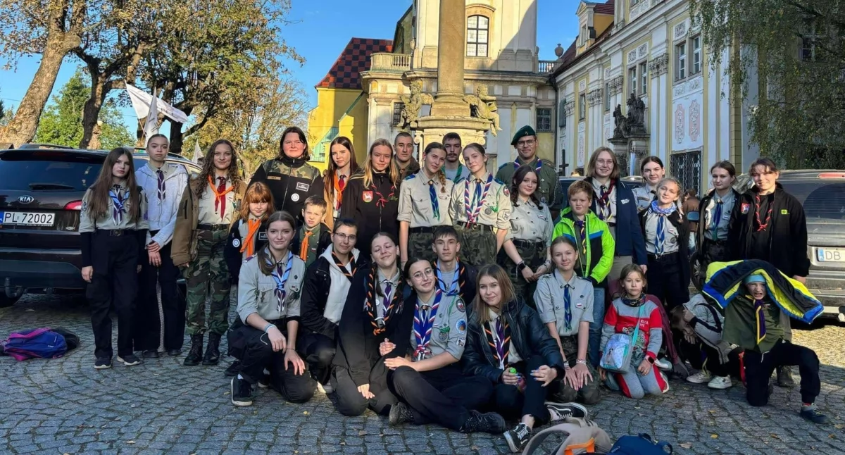 Inne sporty, Stowarzyszenie Wołów powstało popiołu - zdjęcie, fotografia