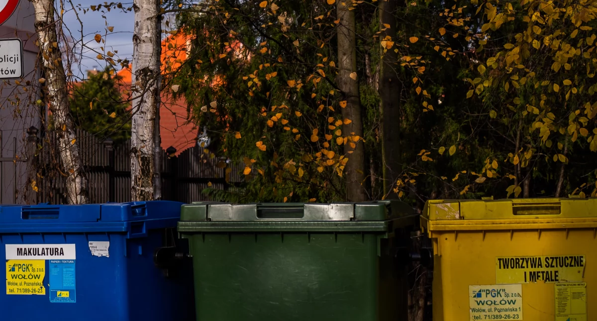 Gospodarka, mieszkańcy gminy Wołów będą płacić więcej odbiór odpadów - zdjęcie, fotografia