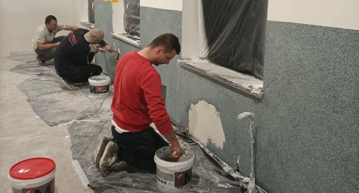 Inwestycje, Remont głównej świetlicy wiejskiej Warzęgowie społeczny! - zdjęcie, fotografia