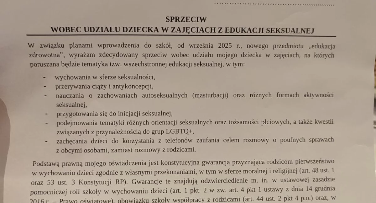 Zdrowie, Edukacja zdrowotna szkołach kontrowersje wokół deklaracji sprzeciwu edukacji seksualnej Wołowie - zdjęcie, fotografia