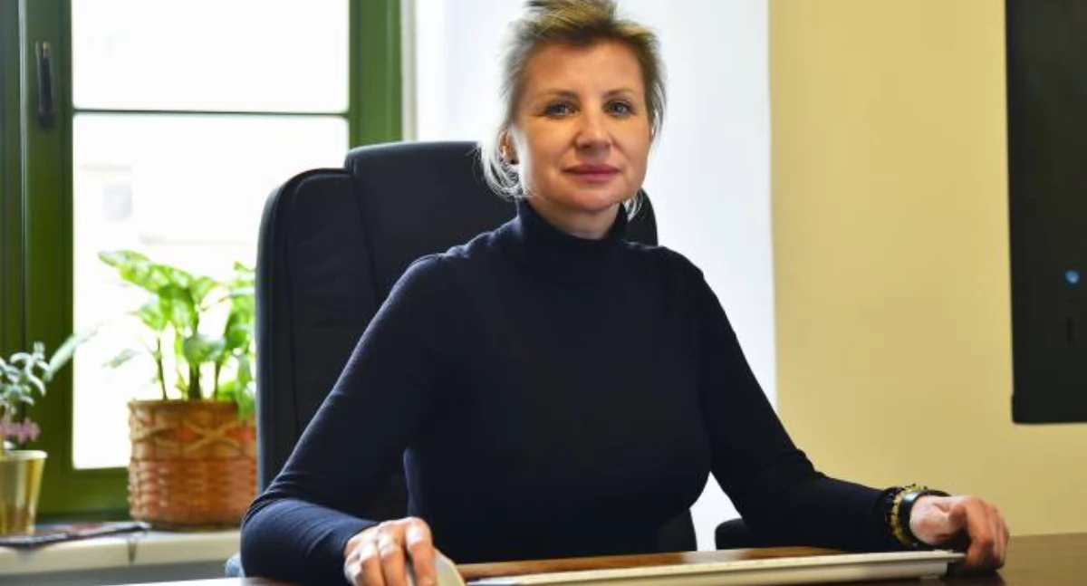 Inwestycje, Małgorzata Hołówka była wieloletnia prezes Żmigrodzie nowym dyrektorem Zarządu Dróg Powiatowych Wołowie - zdjęcie, fotografia