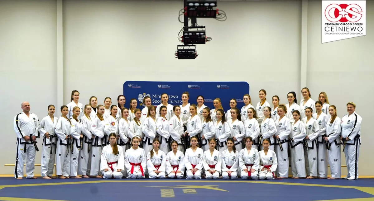 Sztuki walki, Dolnobrzeżanki zgrupowaniu Kadry Narodowej Taekwon - zdjęcie, fotografia