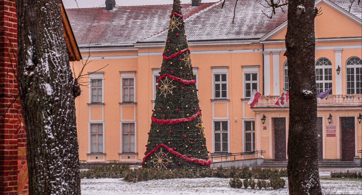 Rynek pracy, Dolnobrzeski Ośrodek Kultury szuka pasjonatów swojego zespołu - zdjęcie, fotografia