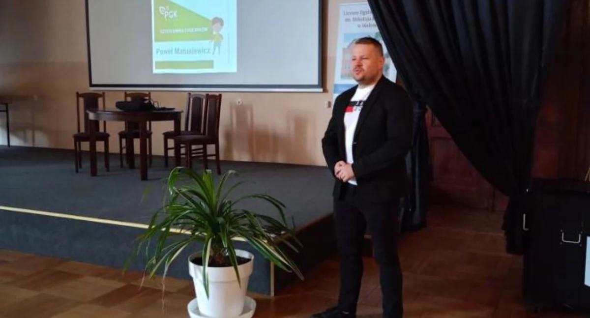 Edukacja i szkoły, Paweł Matusiewicz nowym dyrektorem Wydziału Sportu miejsce radzie zajmie Robert Stępień - zdjęcie, fotografia