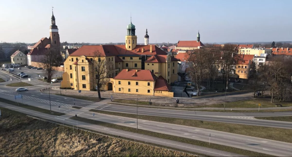Wybory, Wybory prezydenckie kandyduje odwiedzi powiat wołowski - zdjęcie, fotografia