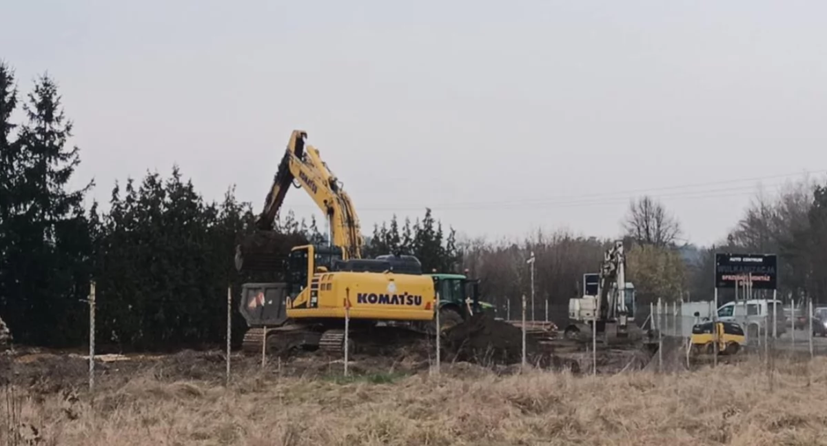 Inwestycje, Sieć rośnie powiecie wołowskim sklep Brzegu Dolnym - zdjęcie, fotografia