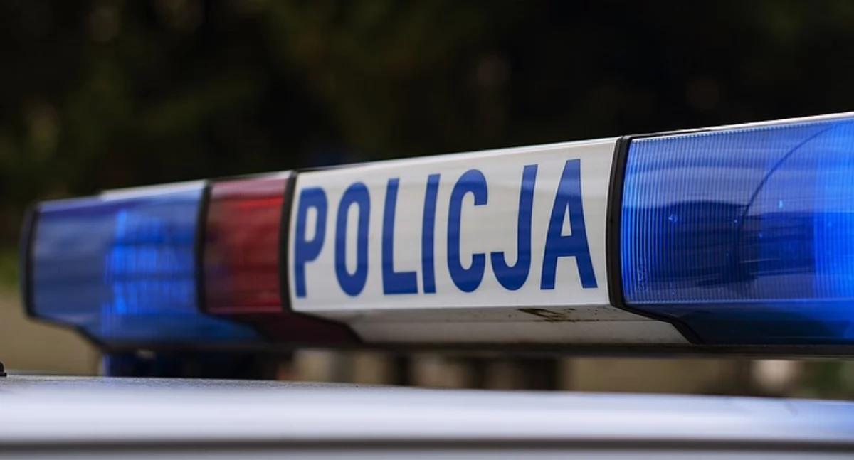 Komunikaty policji, Próbował rozjechać ludzi Głogowie uciekł Kierowca Wińska rękach policji - zdjęcie, fotografia