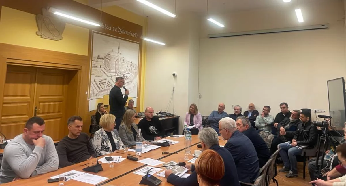 Inwestycje, koniec sprawy przywożenia składowania recyklingu baterii Bukowicach Publikujemy oficjalne oświadczenie dolnobrzeskich radnych - zdjęcie, fotografia