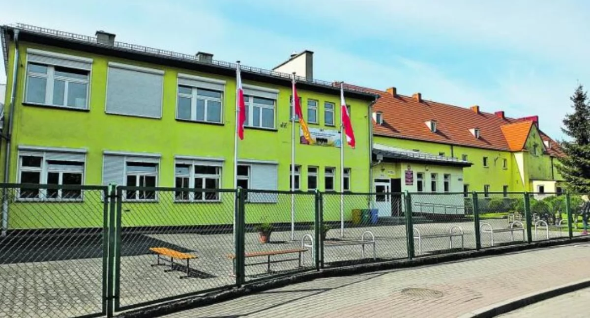 Bezpieczeństwo, Wołów Wyrok sprawie nauczyciela który uderzył ucznia - zdjęcie, fotografia