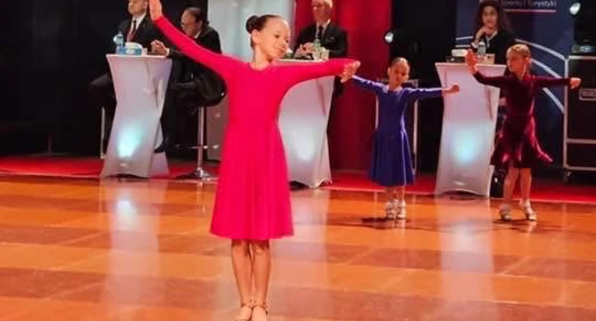 Inne sporty, Złoty taneczny sukces Milenki Dobrzykowic - zdjęcie, fotografia
