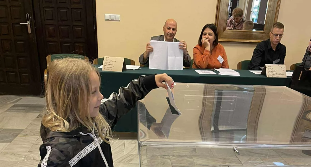 Polityka, Wybory prezydenckie będzie druga Wyniki głosowania frekwencja powiecie wołowskim - zdjęcie, fotografia