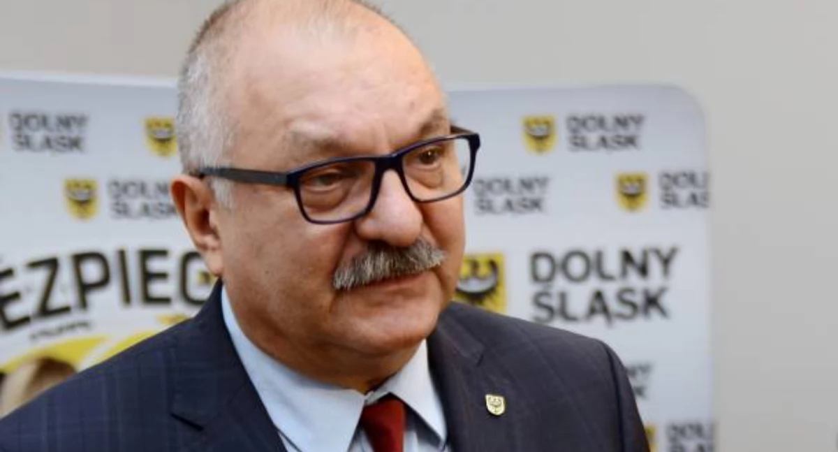 Polityka, Cezary Przybylski Honorowym Obywatelem Miasta Wołowa - zdjęcie, fotografia