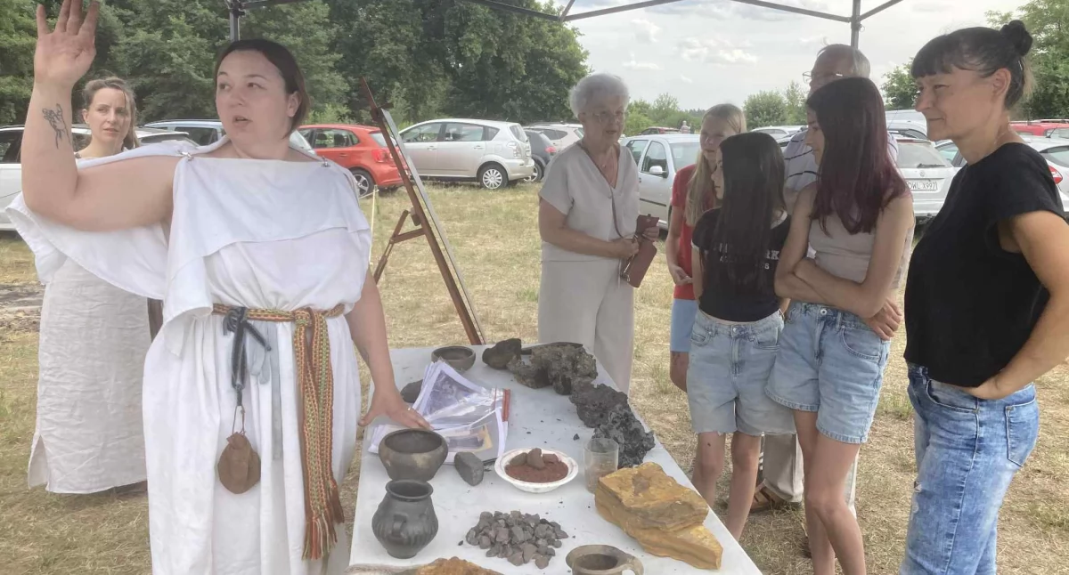 Turystyka, „Dymarki” wracają Tarchalic festyn historią ogniem - zdjęcie, fotografia