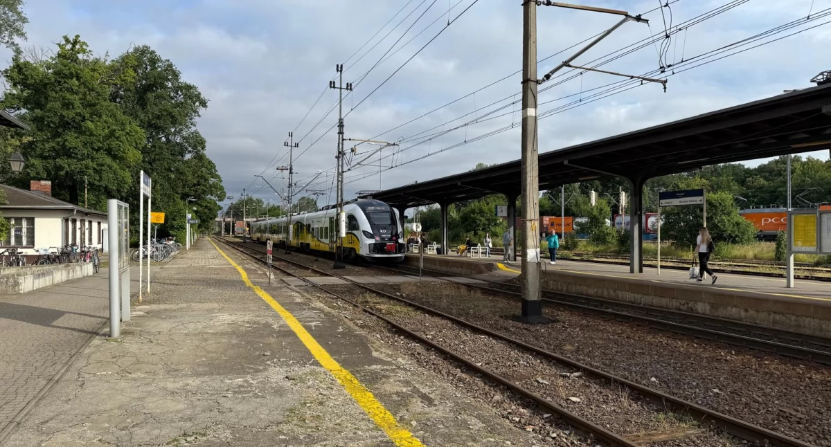 Zerwana sieć trakcyjna. Długie opóźnienia i odwołane pociągi