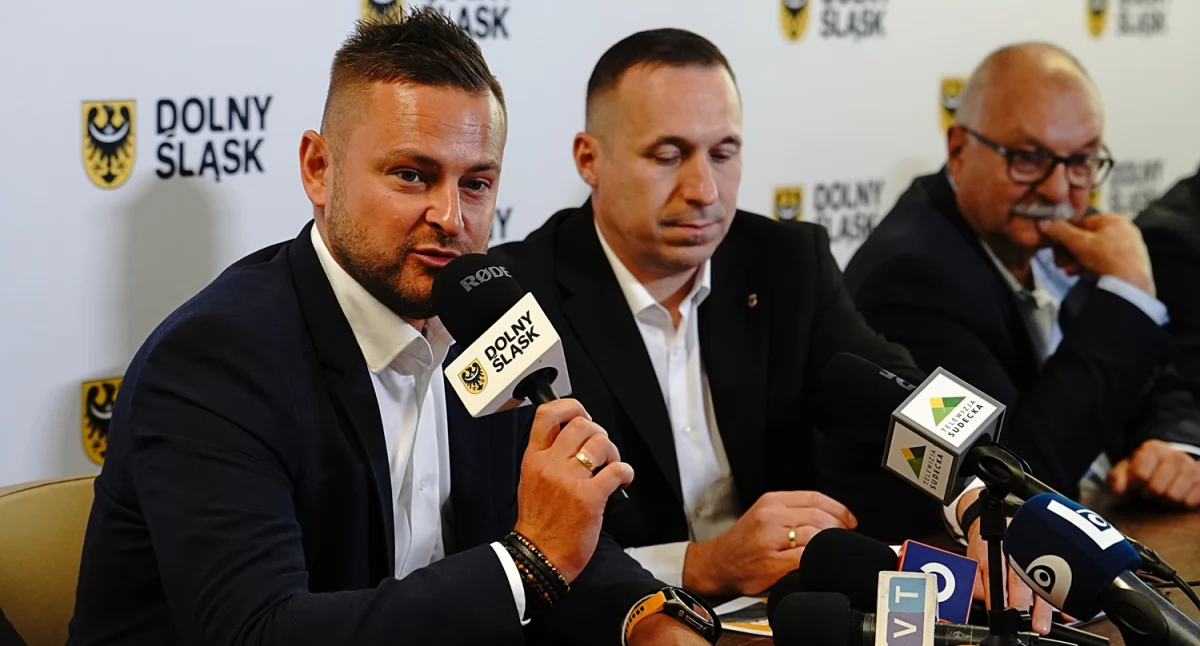 Zależy nam na tym, żeby poprawiać jakość dróg wojewódzkich - podkreśla Michał Rado, wicemarszałek.