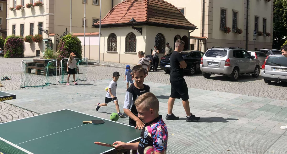 Inne sporty, Dziś rynku Wołowie odbyły sportowe zawody mieszkańców - zdjęcie, fotografia