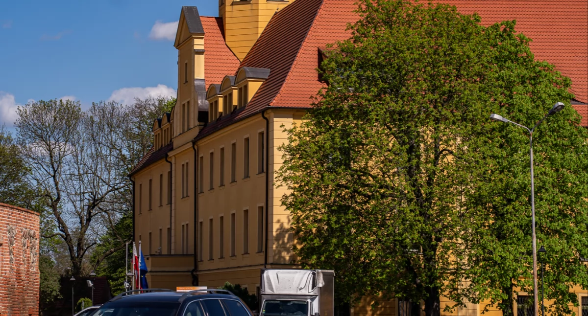Interwencje, Gotówka telefon czekają właścicieli Zguby trafiły Biura Rzeczy Znalezionych - zdjęcie, fotografia
