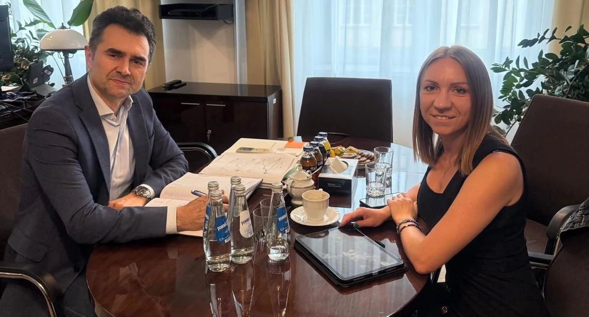 Fot. prywatne: Posłanka Jolanta Niezgodzka z wiceministrem Infrastruktury Piotrem Malepszakiem, który odpowiada za kolej. 