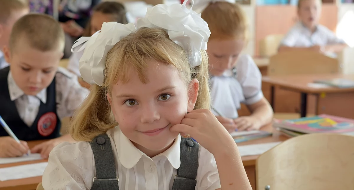 Edukacja i szkoły, Wołów wspiera młode talenty Możesz zgłosić ucznia stypendium burmistrza Wołowa - zdjęcie, fotografia
