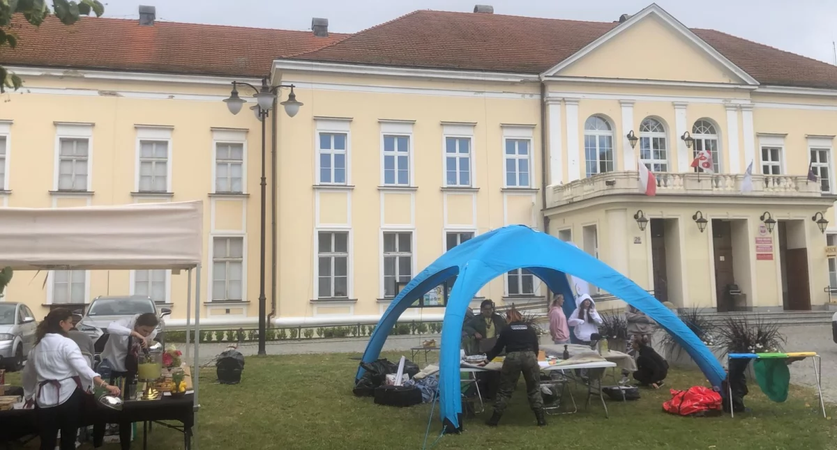 Imprezy cykliczne, Pożegnanie wakacji Brzegu Dolnym koncert plenerowe dyskoteka - zdjęcie, fotografia