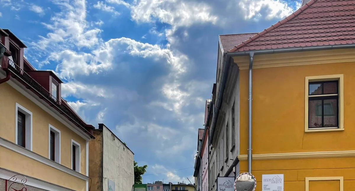 Pogoda, ostrzega przed burzami upałem - zdjęcie, fotografia