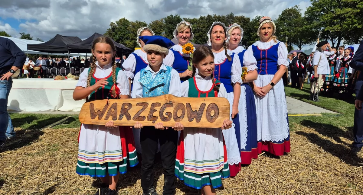 Konkursy i plebiscyty, Warzęgowo sukcesem Dożynkach Wojewódzkich Wieniec gminy Wołów podium! - zdjęcie, fotografia