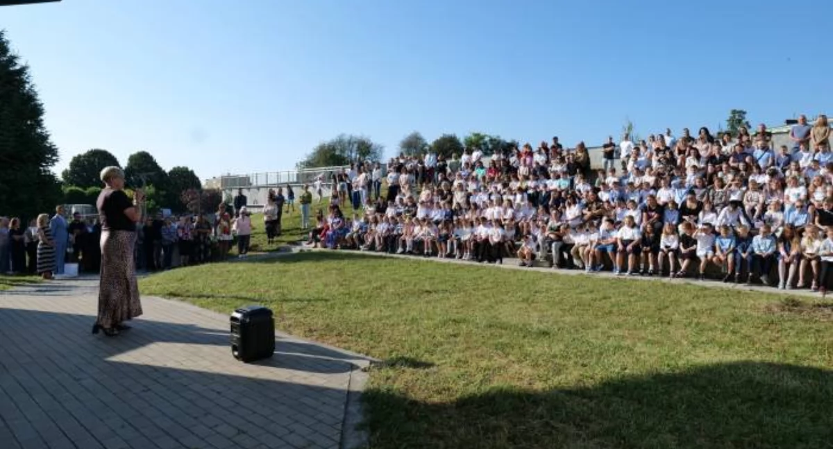 Publikacje, Księża piszą parafian godzili edukację zdrowotną szkołach - zdjęcie, fotografia