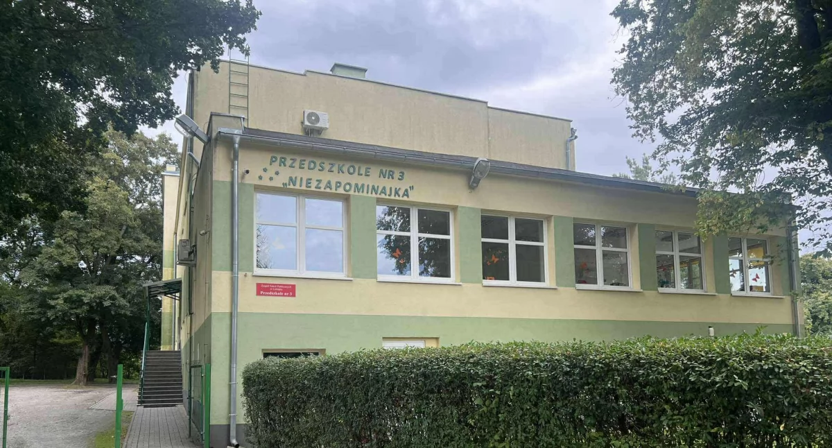Edukacja i szkoły, Rodzice dzieci „Niezapominajki” odpowiadają burmistrzowi - zdjęcie, fotografia