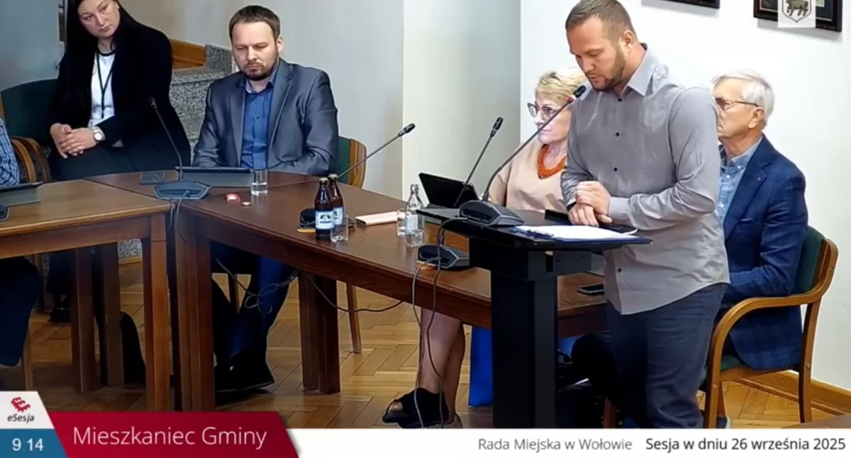 Edukacja i szkoły, Rodzice Lubiąża protestują przeciwko przeniesieniu przedszkola Burmistrz komentuje Nigdy powiedziałem Lubiąż kulą - zdjęcie, fotografia
