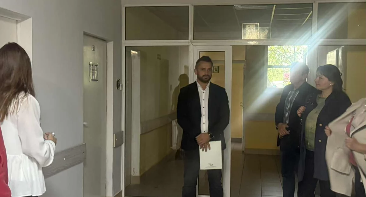 Zdrowie, ogłosiło wynik konkursu prowadzenie laboratorium Wybrano - zdjęcie, fotografia