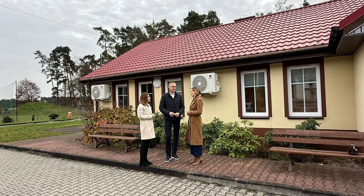 Inwestycje, Żerków klimatyzacja świetlicy podnosi komfort mieszkańców - zdjęcie, fotografia