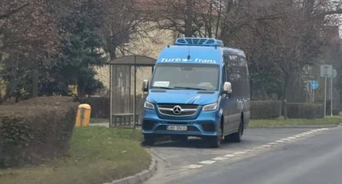 Komunikacja publiczna, Autobusy Brzegu Dolnym połączenia utrzymane bilety podwyżek - zdjęcie, fotografia