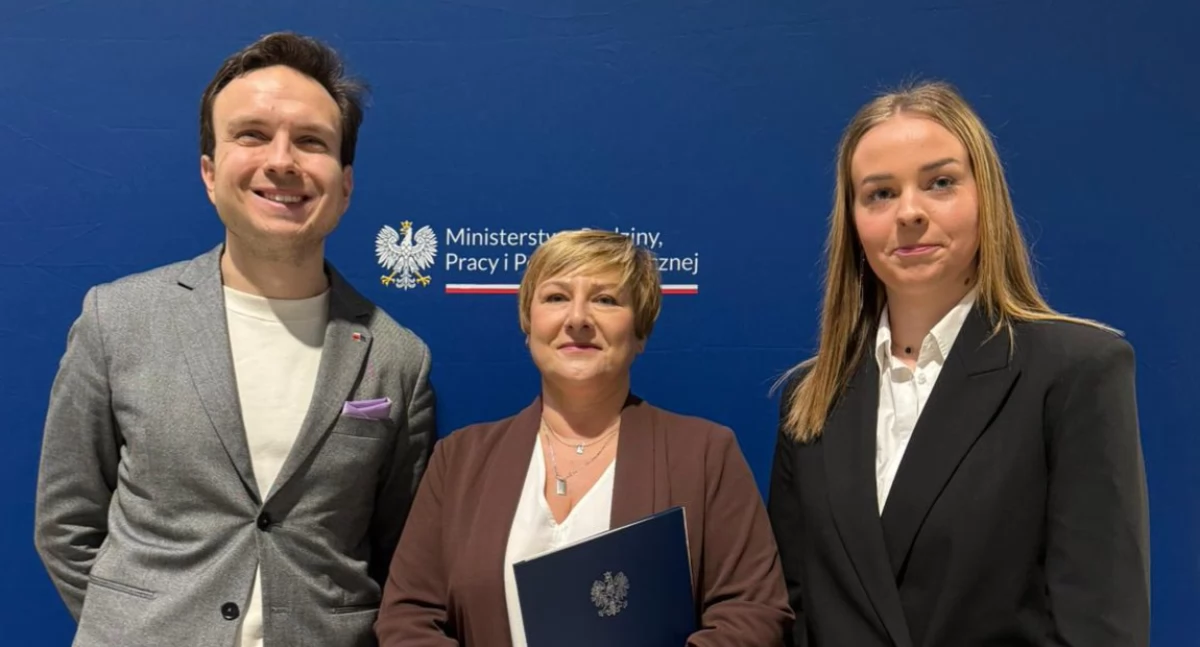 Edukacja i szkoły, Wołów wyróżniony działania przeciwpowodziowe podziękowania urzędów pracy - zdjęcie, fotografia