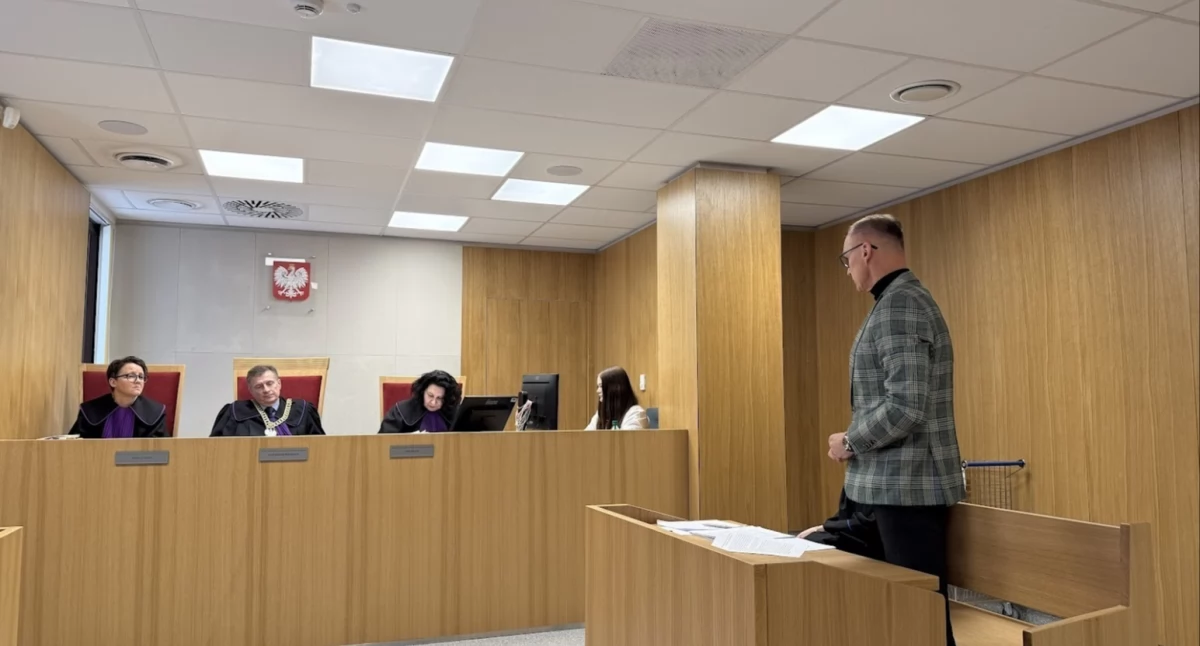Burmistrz Brzegu Dolnego Ireneusz Fura podczas rozprawy sądowej w Wojewódzkim Sądzie Administracyjnym.