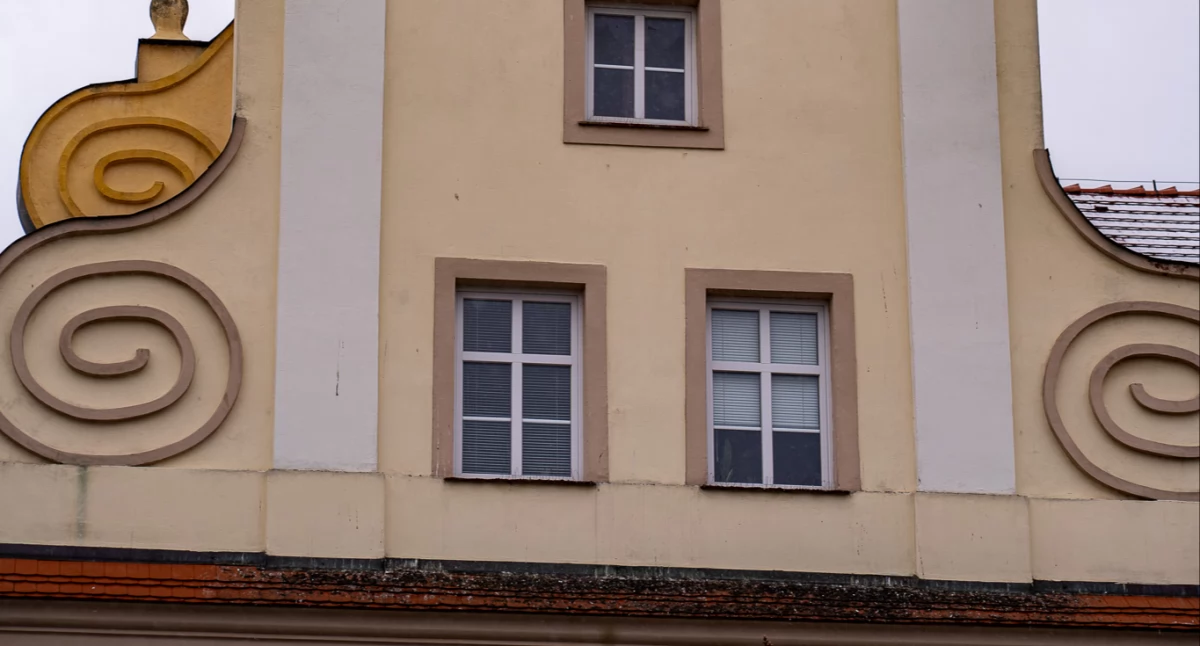 Przetargi, Gmina sprzedaje wydzierżawia nieruchomości przetargi Wołowie Mojęcicach Glinianach - zdjęcie, fotografia