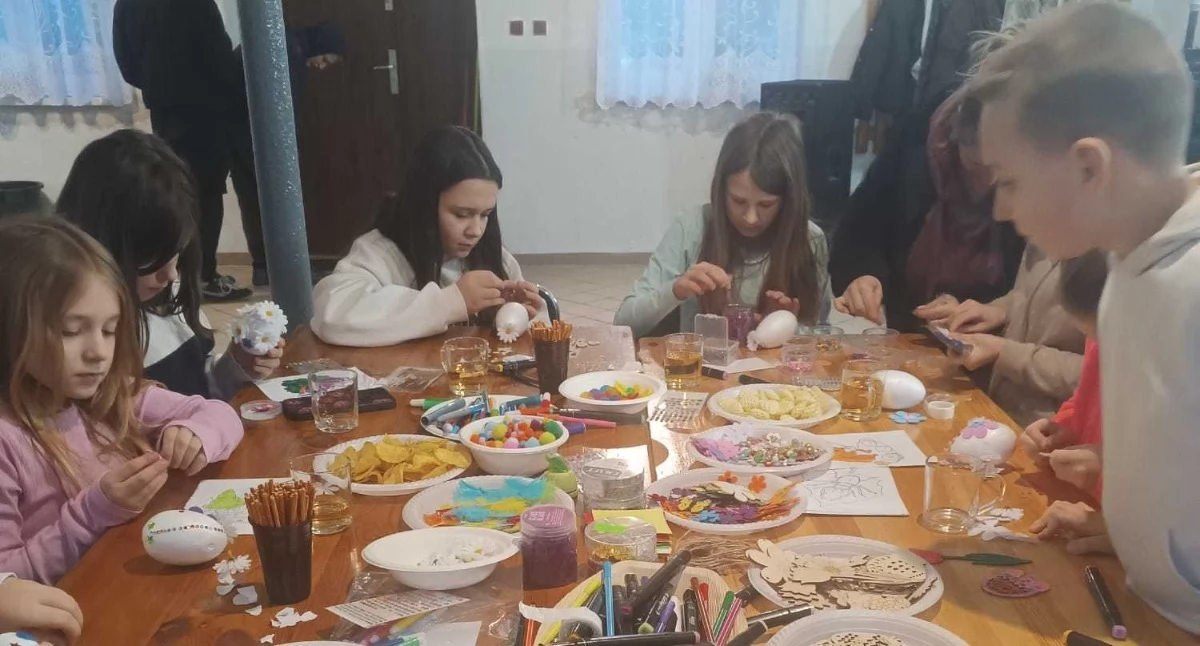 Edukacja i szkoły, Zimowe ferie pełne kreatywności Sołectwie Dębno - zdjęcie, fotografia