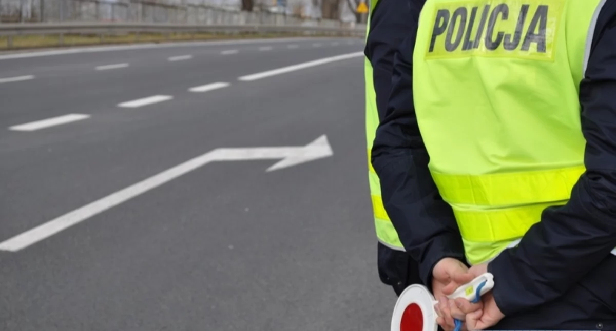 Bezpieczeństwo, Ponad tysiąc kierowców złamało zakaz Surowe ryzyko milionowych długów - zdjęcie, fotografia