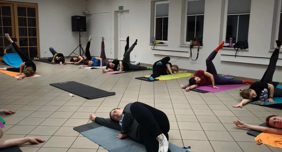 Inne sporty, Ruszyły zajęcia pilatesu Żerkowie - zdjęcie, fotografia